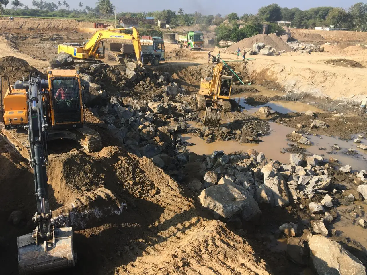 photo 2025 10 25 19 10 57